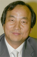 Bishop Hee-Soo Jung