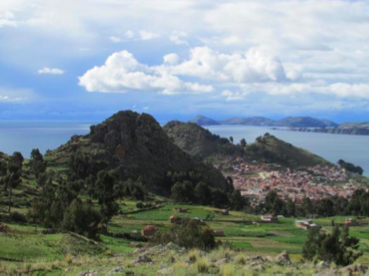 Hiking above Copacabana